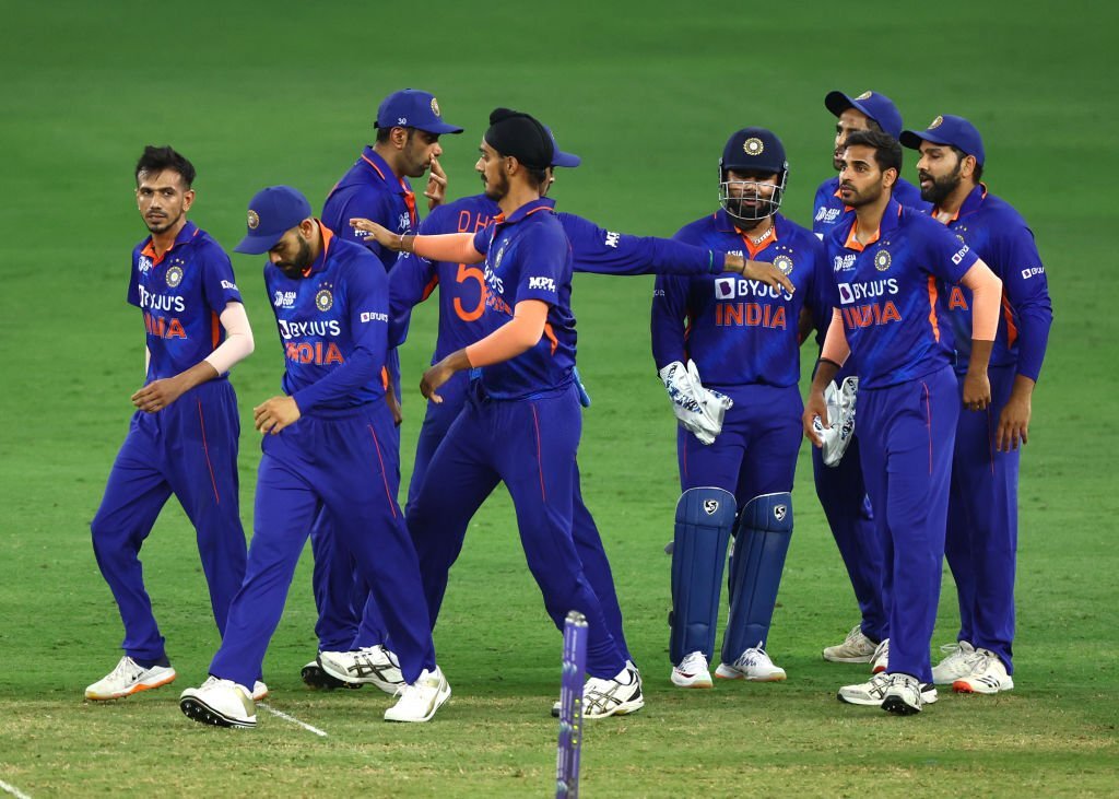 टी20 वर्ल्ड कप का आज हो चुका है आगाज, भारत सुपर-12 में शामिल, जानें भारतीय टीम की ताकत और कमजोरी