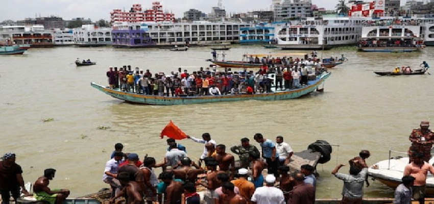बांग्लादेश में नाव पलटने से अब तक इतने लोगों की गई जान, पढ़ें पूरी खबर