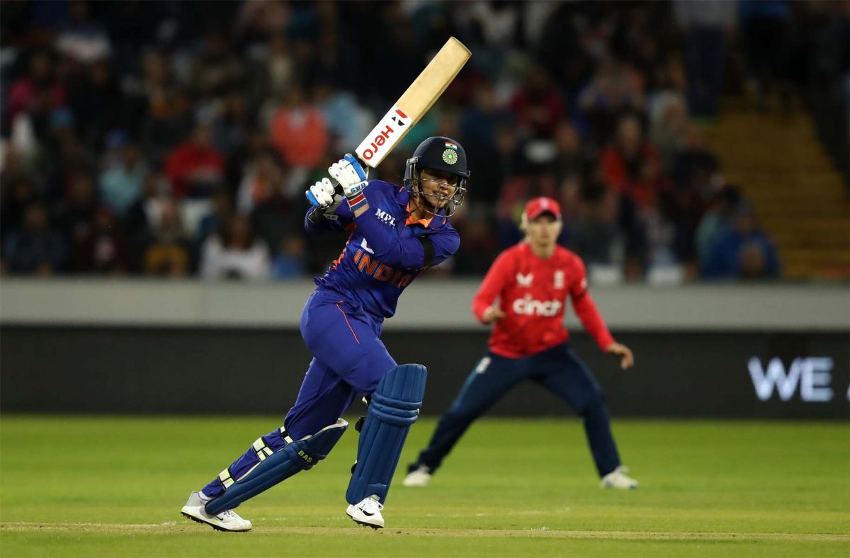 ICC Rankings : आईसीसी की टी20 और वनडे रैंकिंग में स्मृति मंधाना टॉप-10 में बरकरार, पढ़े पूरी खबर
