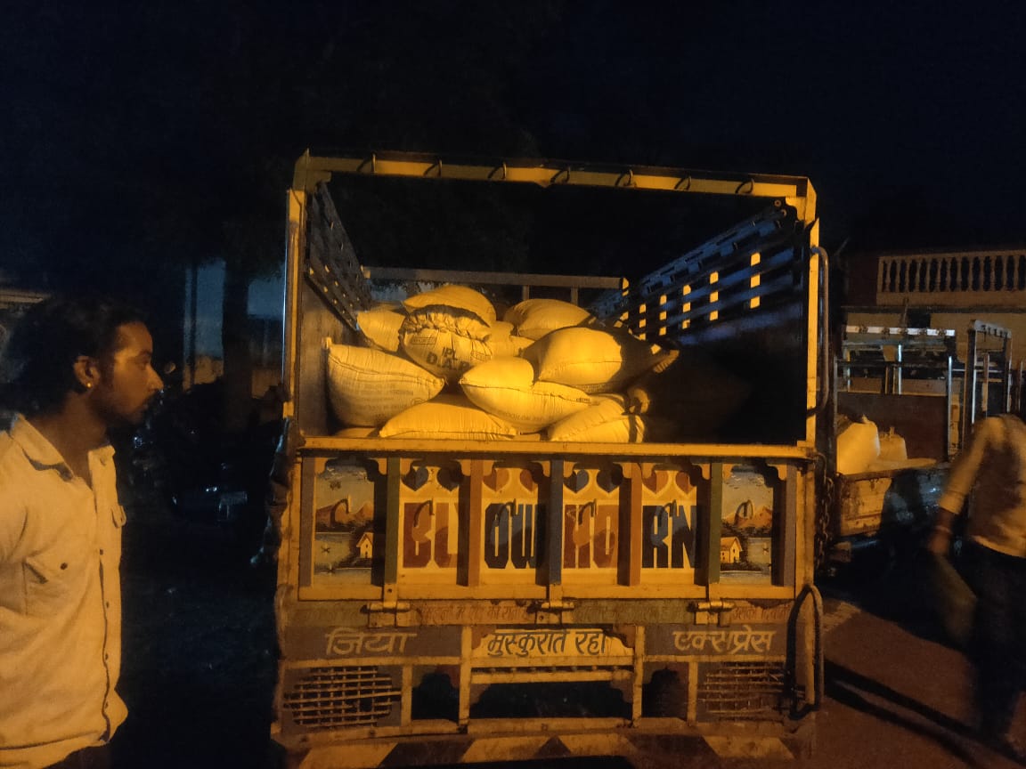 गुना : बाजार में बिकने जा रहा पीडीएस का चावल धरनावदा पुलिस ने जब्त किया, एक महीने में पुलिस की तीसरी बड़ी कार्रवाई