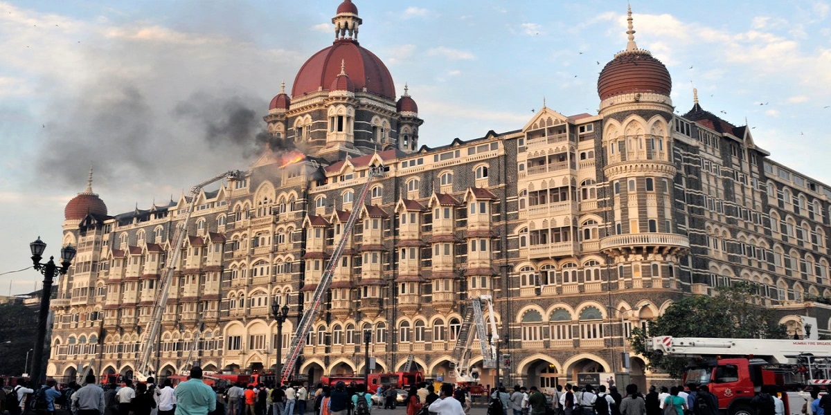 26/11 Mumbai Attack: नहीं भुलाया जा सकता भारतीय इतिहास का वह काला दिन, इन फिल्मों में दिखाया गया भयानक मंजर