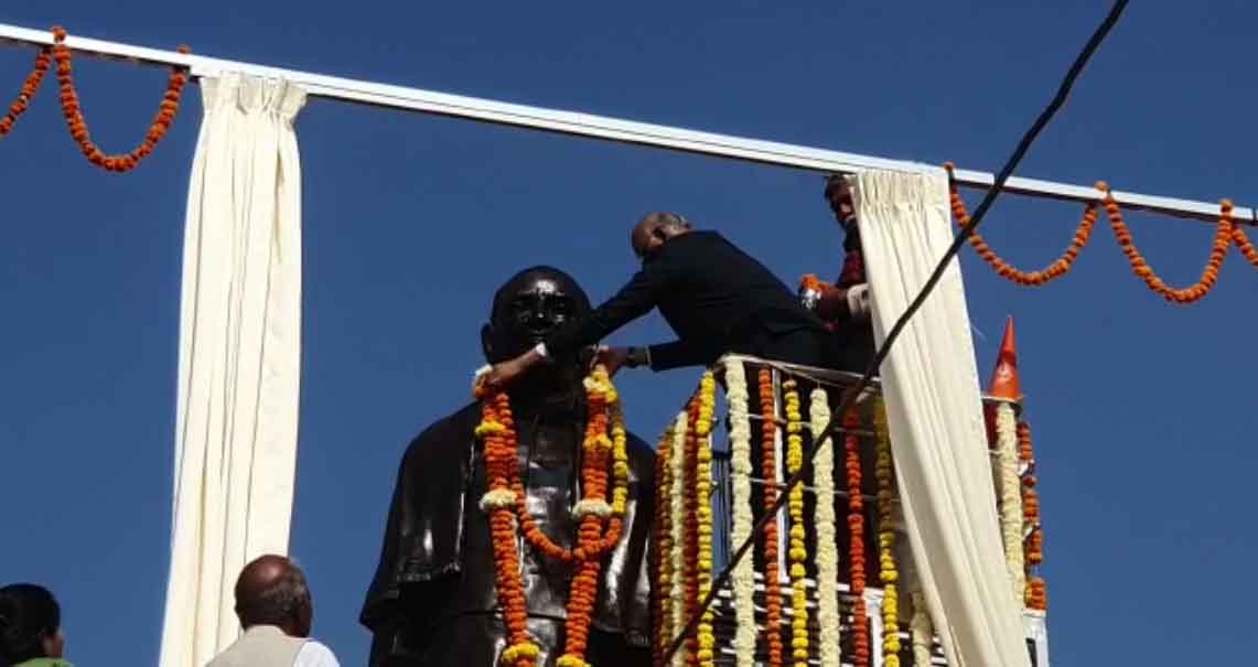 झारखंड के राज्यपाल और केंद्रीय मंत्री ने किया वल्लभ भाई पटेल की प्रतिमा का अनावरण