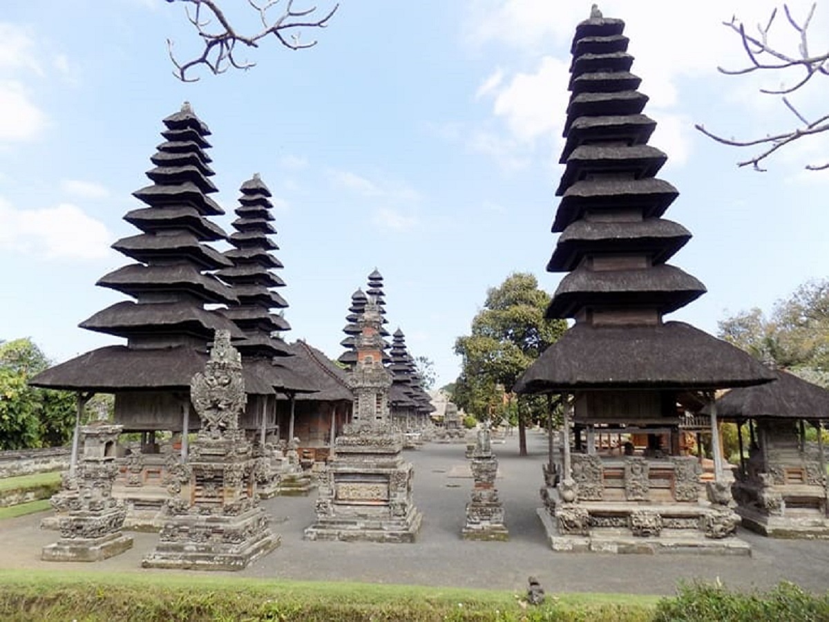 Bali Tourist Destination: अपने पार्टनर के साथ घूमिये बाली, बेहद खूबसूरत है इस शहर का नजारा