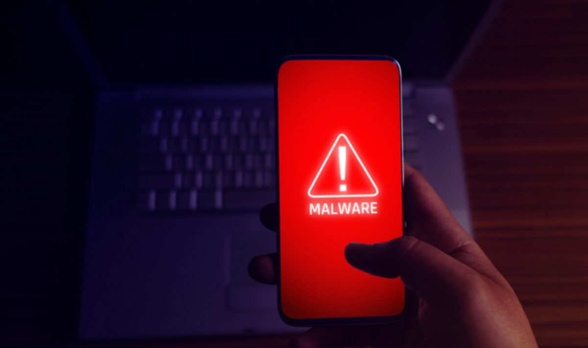 Apps Alert: इन 12 ऐप्स में मिला खतरनाक Malware, तुरंत कर दें डिलीट, वरना खाली हो जाएगा बैंक अकाउंट
