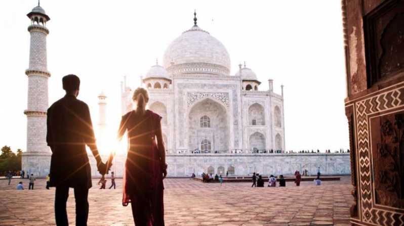 Taj Mahal Interesting Facts: ताजमहल की 10 खास विशेषताएं, 28 तरह के बेशकीमती पत्थरों ने बढ़ाई खूबसूरती