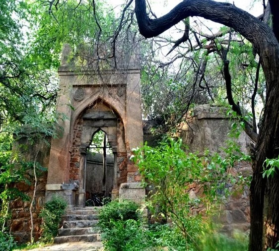 Bhuli Bhatiyari Mahal :