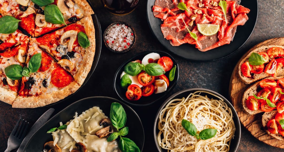 Famous Italian Food: भारत में बहुत पसंद किए जाते हैं यह 7 स्वादिष्ट इटालियन व्यंजन, एक बार चखने के बाद आप भी हो जाएंगे दीवाने