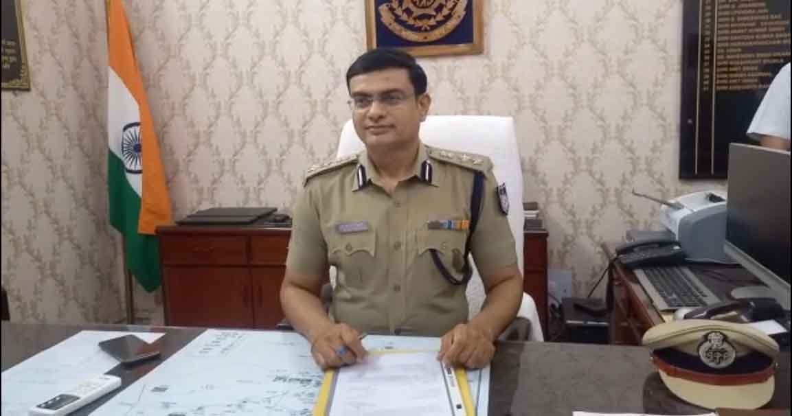 Jabalpur News : नवागत SP ने संभाली जबलपुर पुलिस की कमान, कहा - अब नहीं बख्शे जाएंगे अपराधी तत्व, दिलाएंगे कड़ी से कड़ी सजा