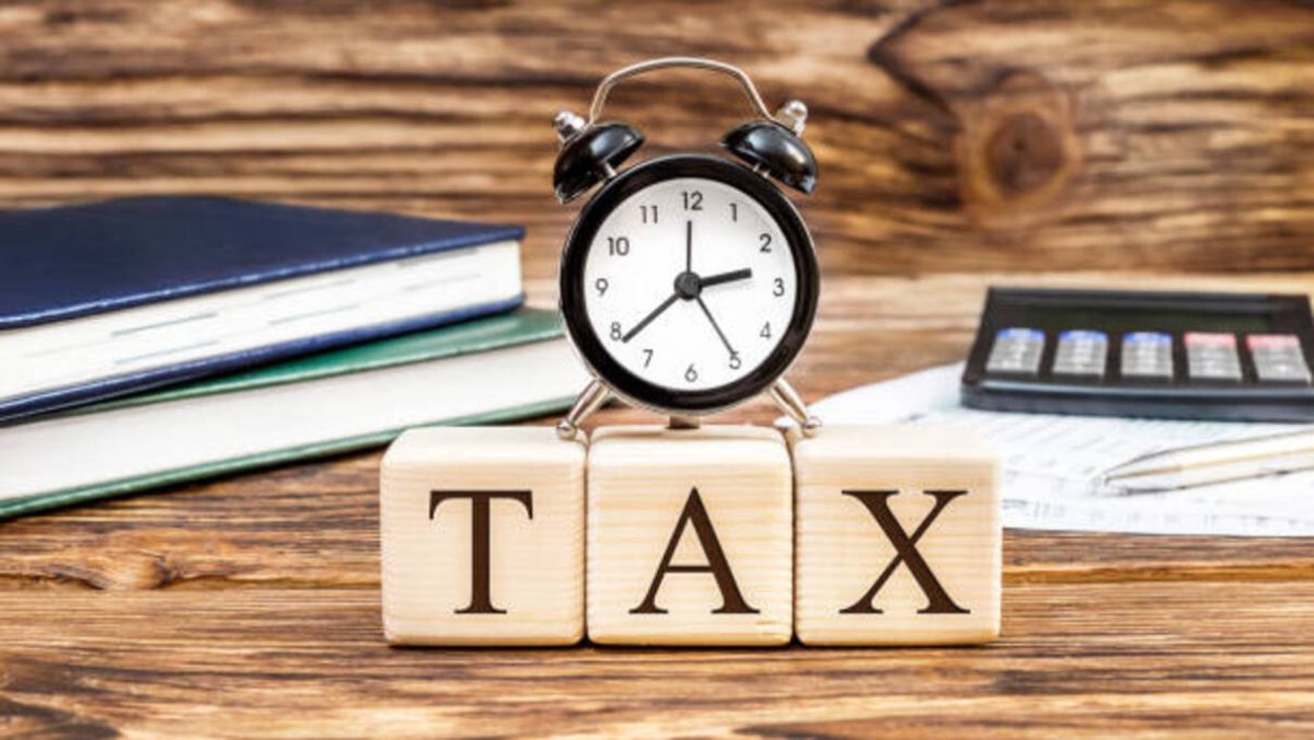 Income Tax Return: टैक्सपेयर्स के लिए जरूरी खबर, ऑनलाइन फाइलिंग के लिए ITR 1 और 4 फॉर्म जारी
