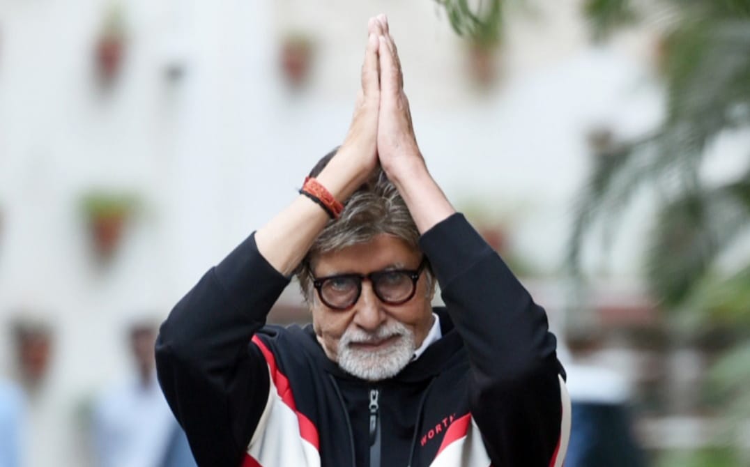 अमिताभ बच्चन ने Twitter से की गुजारिश, Edit button लगा दो, हाथ जोड़ रहे हैं, वायरल हो रहा ट्वीट 