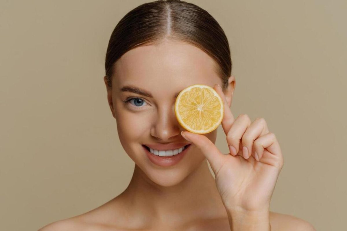 Skin Care Tips: दूर होगी चेहरे की झुर्रियां, त्वचा दिखेगी जवाँ, इन 3 तरीकों से करें नींबू का इस्तेमाल