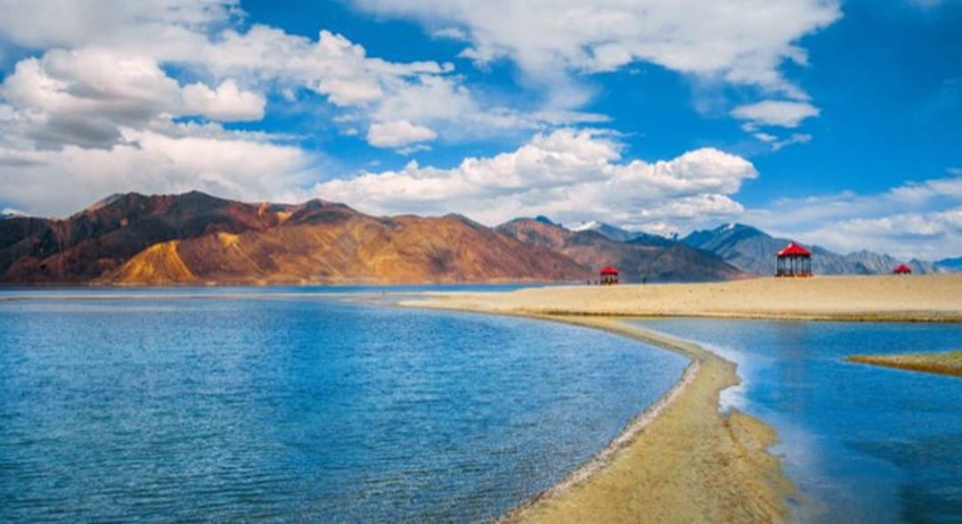 हिमालय को नजदीक से देखने का मौका, IRCTC के साथ घूमिये लेह-लद्दाख