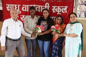 Bhopal News : मेरिट में आई बैरागढ़ की छात्रा ने कहा - यूपीएससी की करूंगी तैयारी