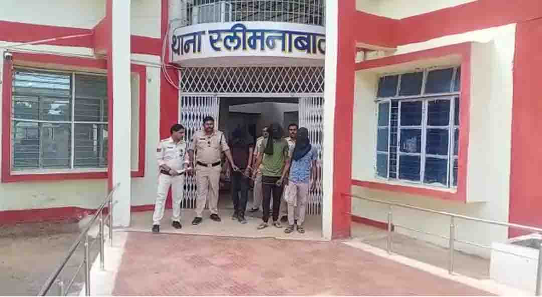 Katni News : लाखों की चोरी के आरोप में तीन युवक गिरफ्तार