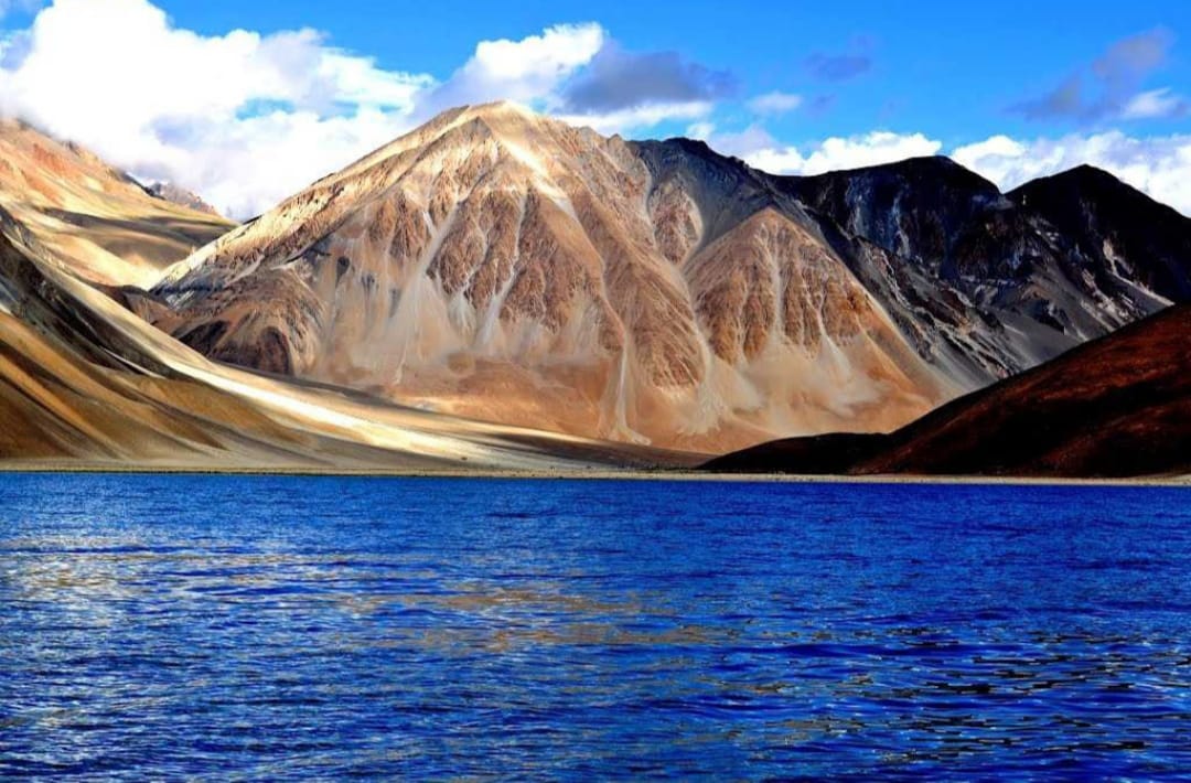 Ladakh की खूबसूरती देखने का सुनहरा मौका, IRCTC के इस शानदार पैकेज को एक बार जरुर देखें
