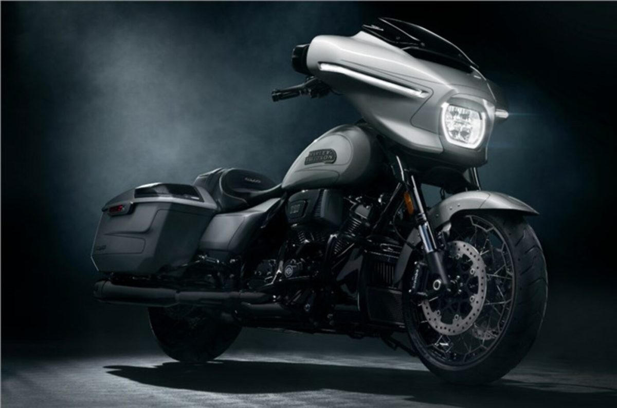 सामने आया Harley Davidson CVO Street Glide और रोड ग्लाइड का फर्स्ट लुक, कंपनी ने जारी किया टीज़र, ये डेट कर लें नोट