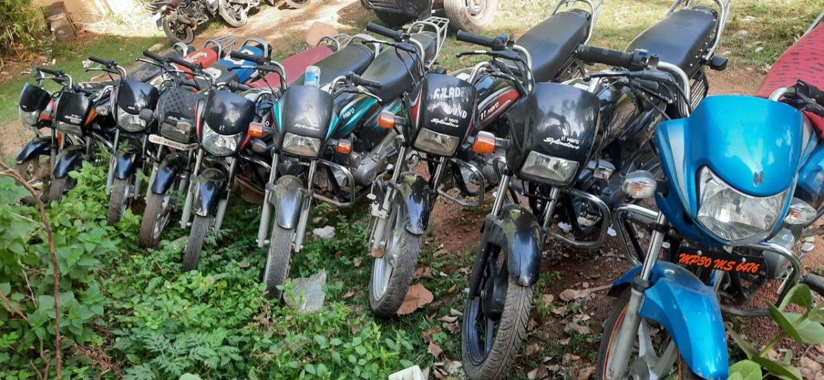 Gwalior News : वाहन चोर से 10 मोटर साइकिल बरामद, तस्कर से तीन अवैध हथियार