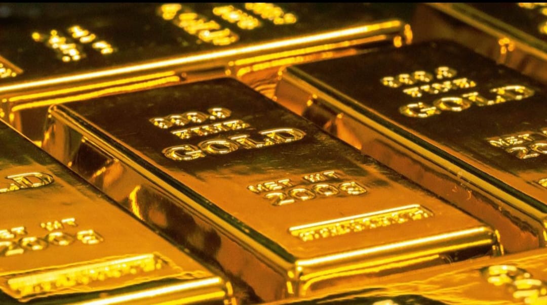 Gold Silver Rate Today : सोना चमका, चांदी भड़की, ताजा भाव जानकर खरीदें