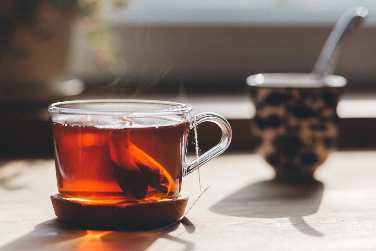Healthy Tea For Monsoon: मानसून में बीमारी से बचने के लिए पिएं ये 3 तरह की चाय, जानें फायदे