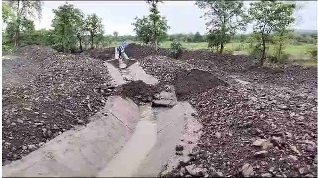 Sagar News : नहर क्षतिग्रस्त होने से किसान परेशान, तालाब में तब्दील हुए खेत