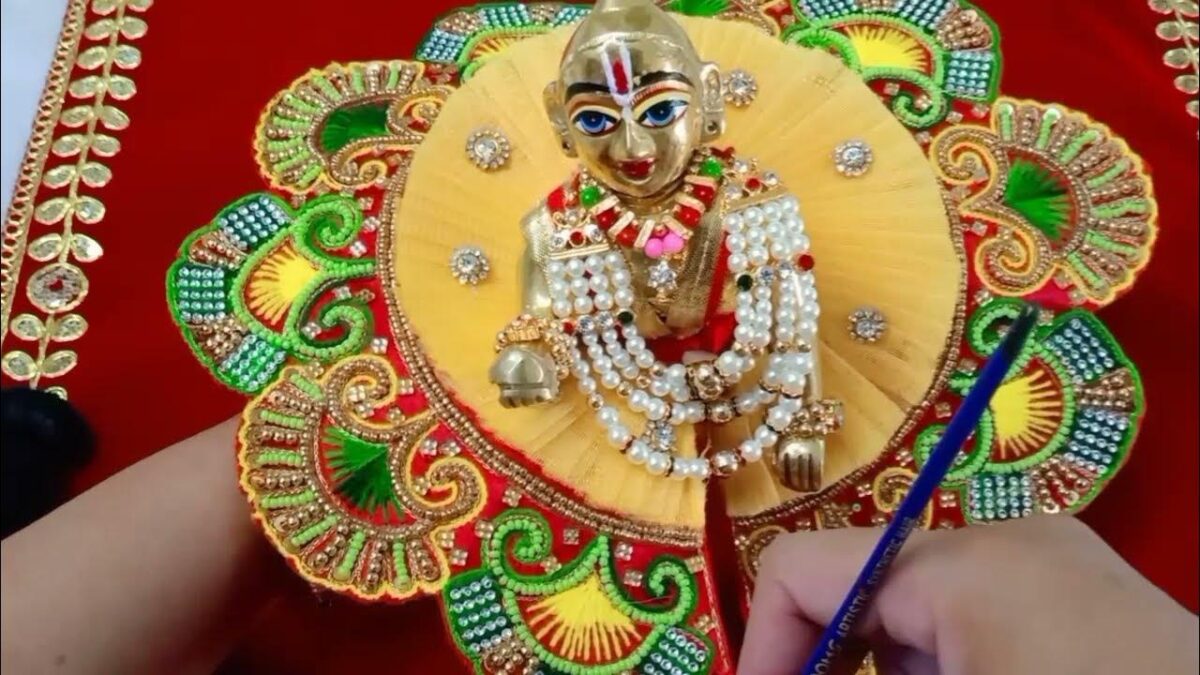 Janmashtami 2023 जन्माष्टमी पर इस तरह करें लड्डू गोपाल का श्रृंगार जानिए पूरी विधि This Is 5075