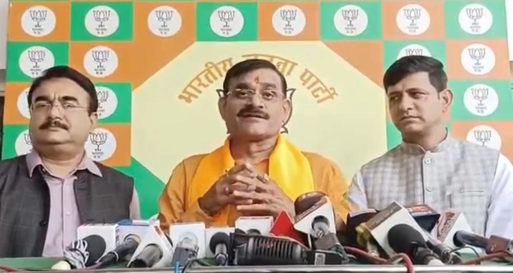 MP Elections 2023 : कांग्रेस की 'चुनाव अभियान समिति' पर वीडी शर्मा का तंज, कहा 'कमलनाथ जी ने दिग्विजय सिंह के साथ चोट कर दी'