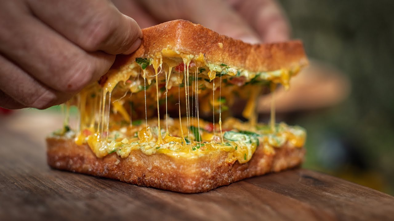 स्नैक्स में ट्राई करें स्वादिष्ट Cheese Toast के ये 5 रेसिपीज, मिनटों में होगा तैयार