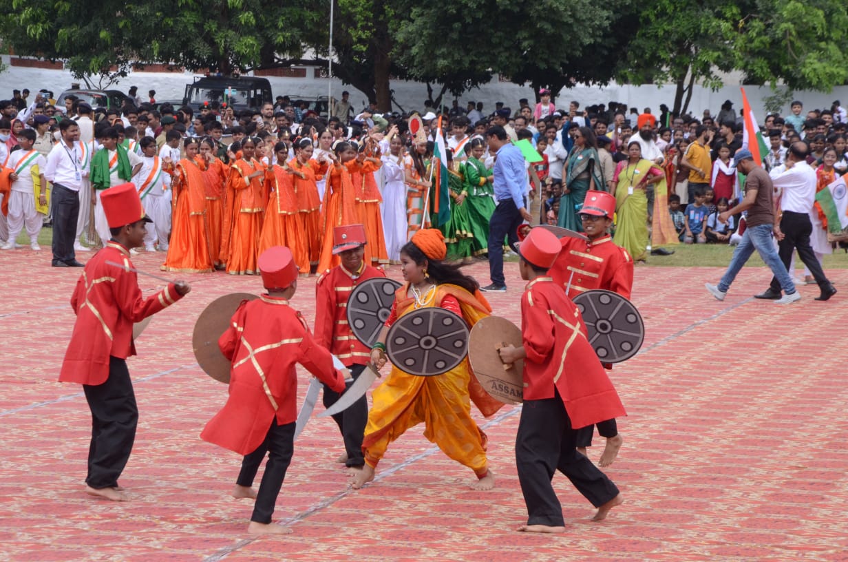 Independence Day 2023 : ऊर्जा मंत्री ने ग्वालियर में किया ध्वजारोहण, बोले- 2023 में फिर भाजपा का झंडा लहराएगा