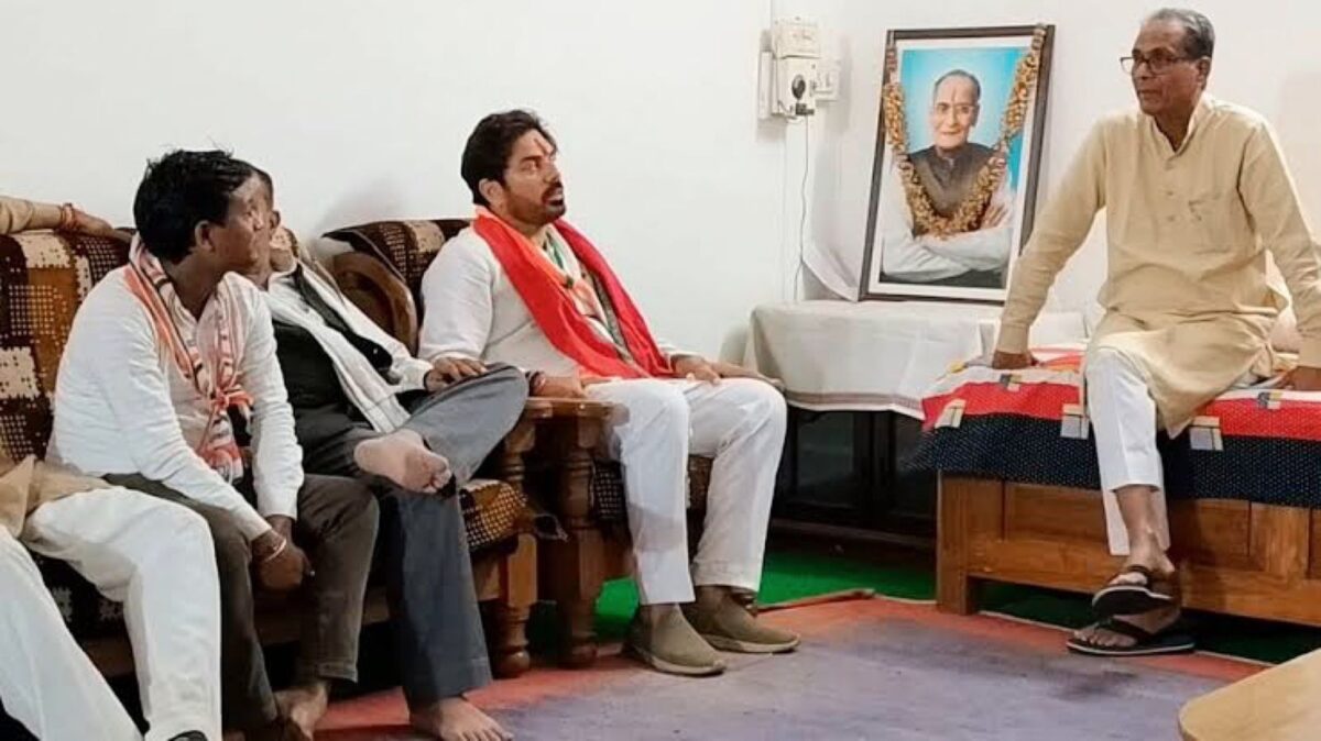 Congress candidate Vikram Mastal, reached CM Shivraj's house in Jait