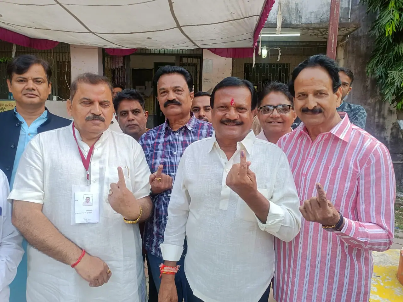 MP Election 2023 Voting : शिवराज सिंह चौहान, नरोत्तम मिश्रा, कमलनाथ, कैलाश विजयवर्गीय, कमल पटेल, सज्जन सिंह वर्मा, नकुल नाथ सहित कई दिग्गजों ने डाला वोट