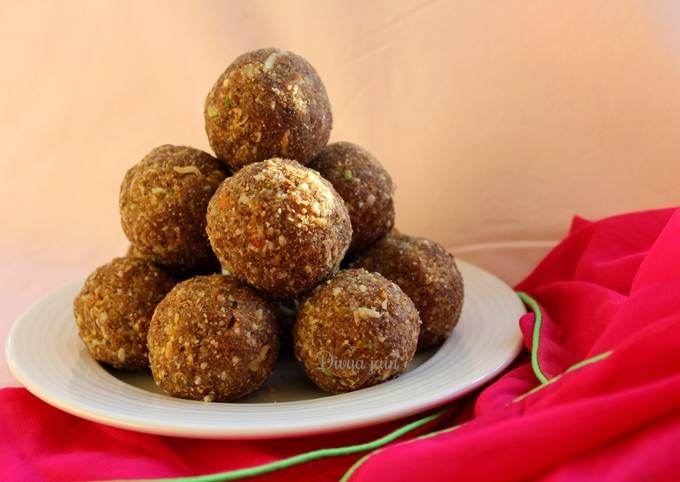 Methi Laddoo Recipes