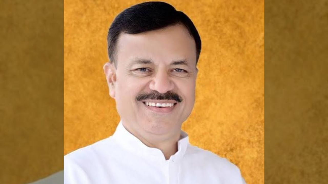 Education Minister Rao Uday Pratap Singh