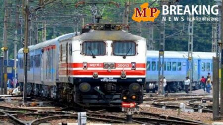 Indian Railway : भारतीय रेलवे का यात्रियों को तोहफा, किराए में की भारी कटौती, आमजन के लिए सफर हुआ आसान, देखें ख़बर