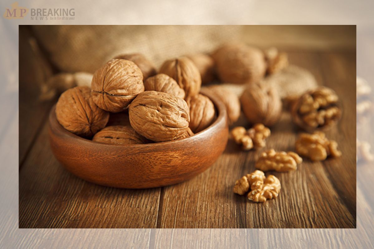 Walnuts Akhrot