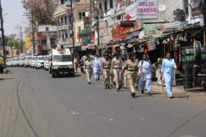 आखिर क्यों भोपाल की सड़कों पर उतरा दंगा नियंत्रण वाहनों के साथ भारी संख्या में पुलिस बल