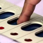Lok Sabha Election 2024: उत्तर प्रदेश चुनाव आयोग ने की 8 बार वोट डालने वाले युवक पर FIR दर्ज़, पोलिंग पार्टी के सभी सदस्यों को सस्पेंड करने के निर्देश जारी
