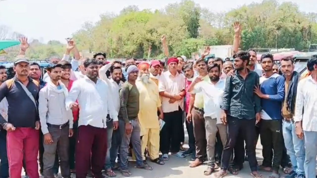 Gwalior E-rickshaw Protest