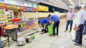 भोपाल स्टेशन पर देर रात अधिकारियों ने दी दबिश, नजारा देखकर रह गए हैरान