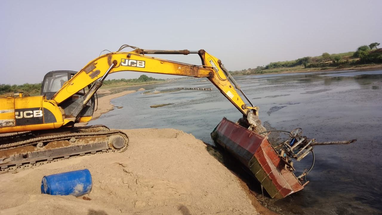 illegal sand excavation