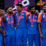 Indian Cricket Team : एक बार फिर खुली बस पर ट्रॉफी के साथ भारतीय टीम कर सकती है मुंबई का दौरा, 16 साल पुरानी यादों को किया जाएगा ताजा!