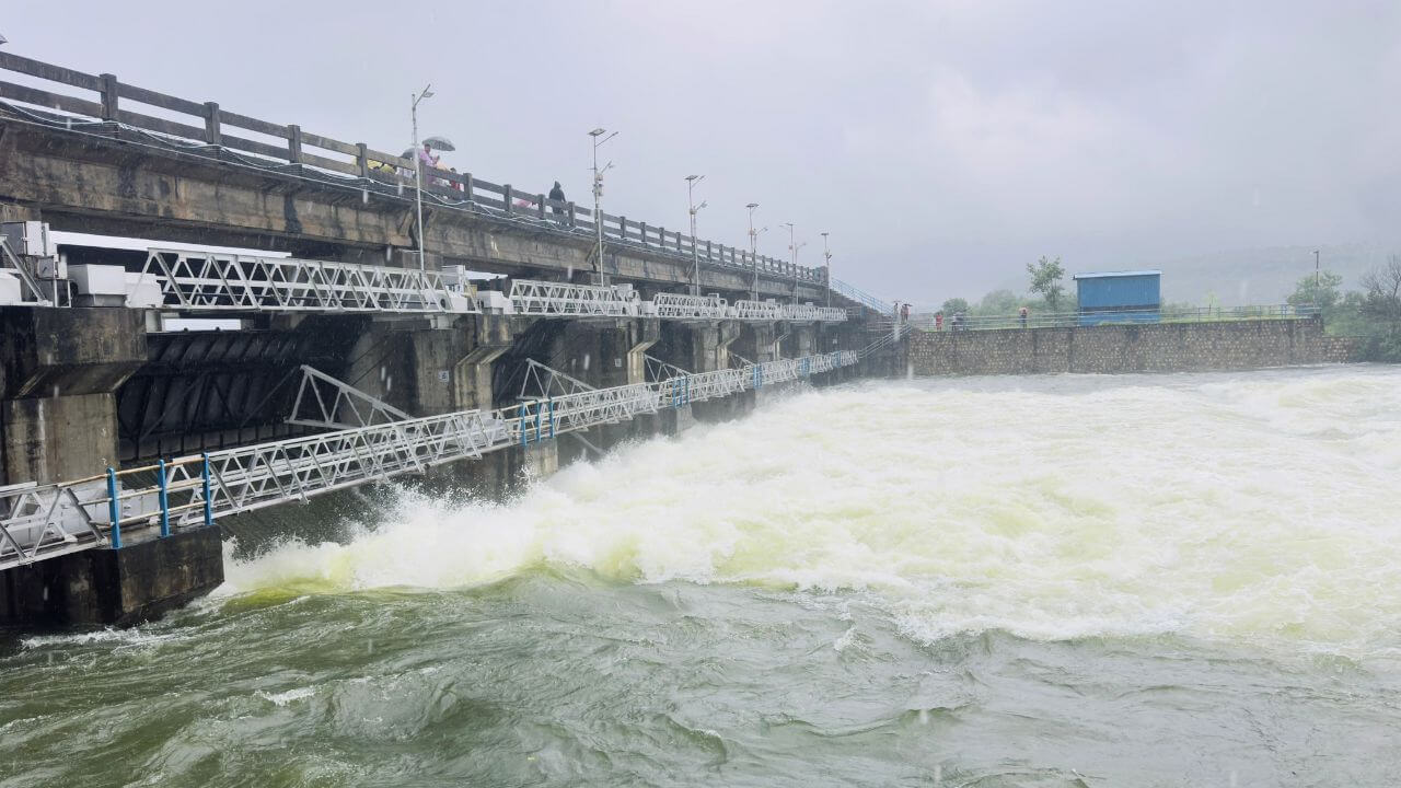 Tighra Dam Gwalior gates opened