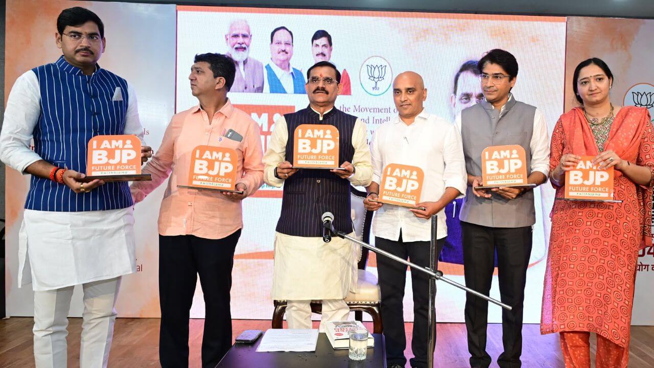 VD Sharma launches I am BJP Future Force