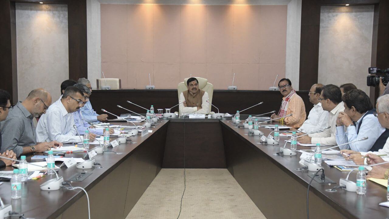 CM Dr Mohan Yadav meeting