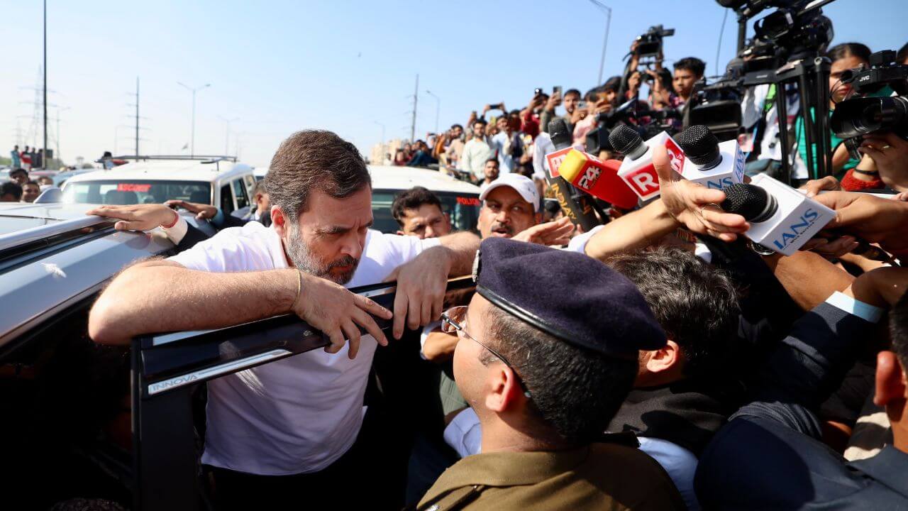 UP police return Rahul Gandhi