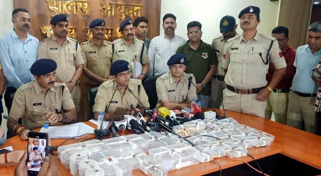 Bhopal Police Bhopal police recovered gold and silver jewellery